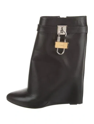 Pre-owned Givenchy Leather Boots In Black
