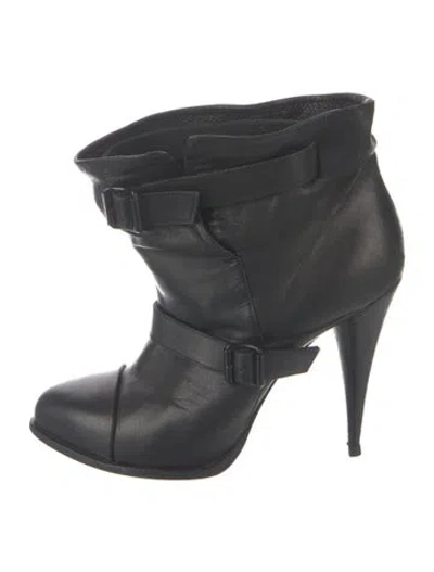 Pre-owned Givenchy Leather Boots In Black