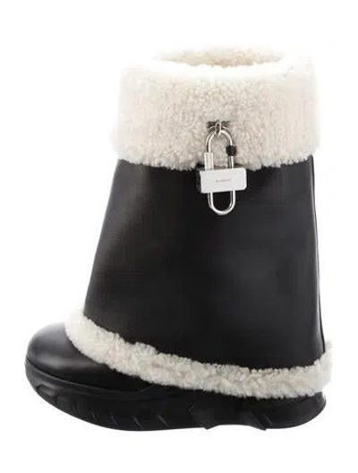 Pre-owned Givenchy Leather Boots In Black/white