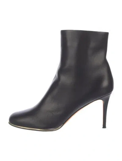 Pre-owned Givenchy Leather Boots In Blue