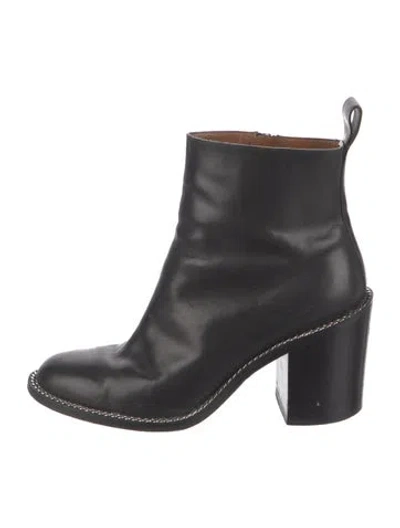 Pre-owned Givenchy Leather Chain-link Accents Boots In Black