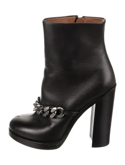 Pre-owned Givenchy Leather Chain-link Accents Boots In Black