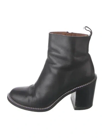 Pre-owned Givenchy Leather Chain-link Accents Boots In Black