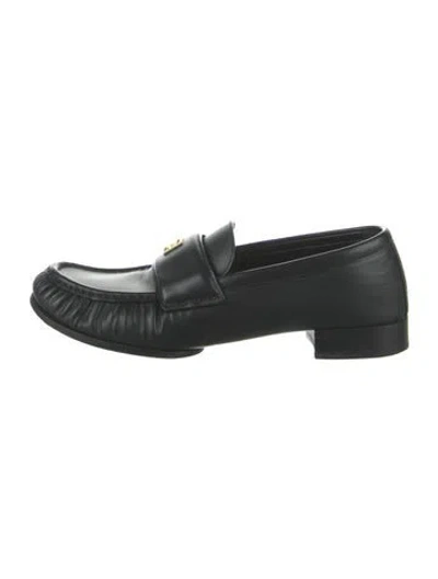 Pre-owned Givenchy Leather Chain-link Accents Loafers In Black