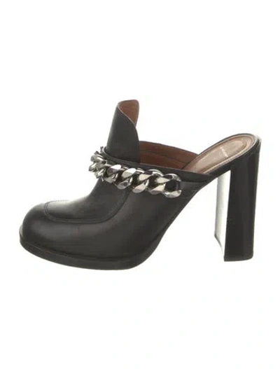 Pre-owned Givenchy Leather Chain-link Accents Mules In Black