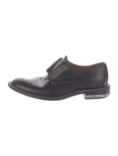 Pre-owned Givenchy Leather Chain-link Accents Oxfords In Black