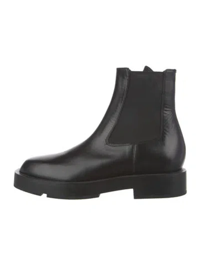 Pre-owned Givenchy Leather Chelsea Boots In Black