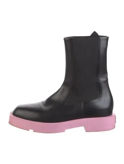 Pre-owned Givenchy Leather Chelsea Boots In Black