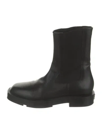 Pre-owned Givenchy Leather Chelsea Boots In Black