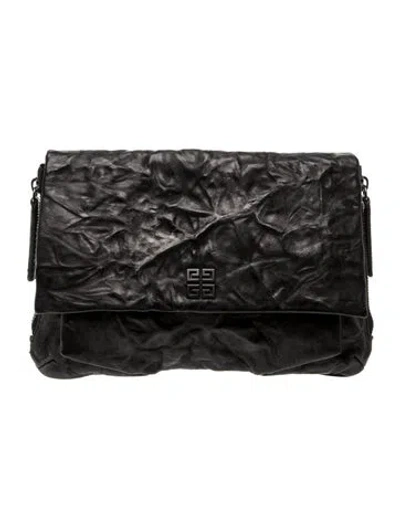 Pre-owned Givenchy Leather Clutch In Black