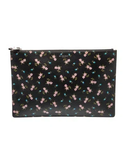 Pre-owned Givenchy Leather Clutch In Black