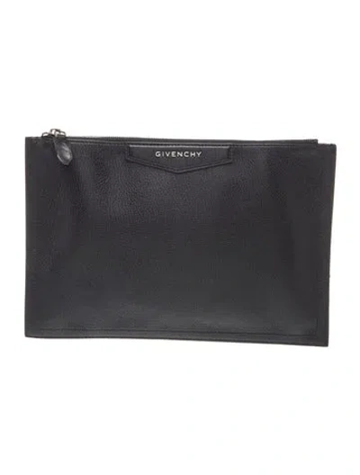 Pre-owned Givenchy Leather Clutch In Black