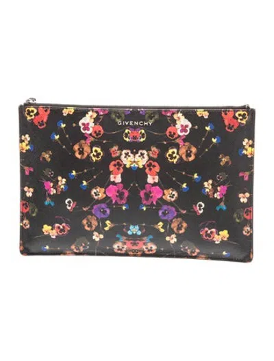 Pre-owned Givenchy Leather Clutch In Black