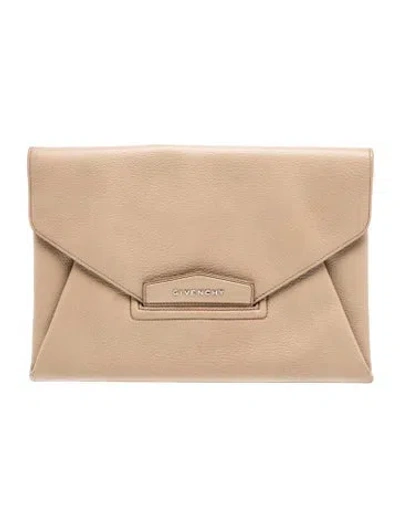 Pre-owned Givenchy Leather Clutch In Neutrals