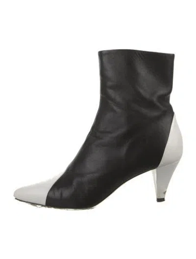 Pre-owned Givenchy Leather Colorblock Pattern Boots In Black/white