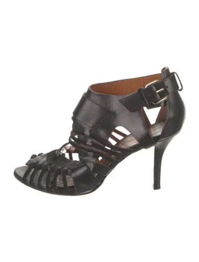 Pre-owned Givenchy Leather Cutout Accent D'orsay Pumps In Black