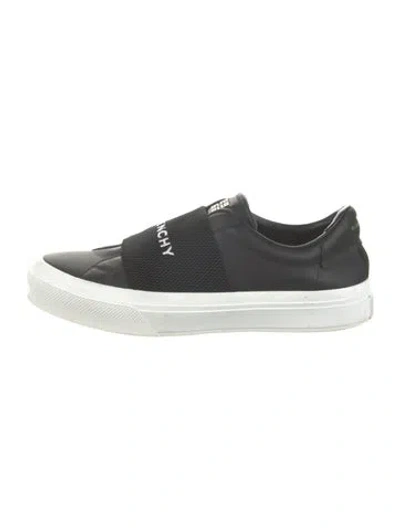 Pre-owned Givenchy Leather Embroidered Accent Sneakers In White