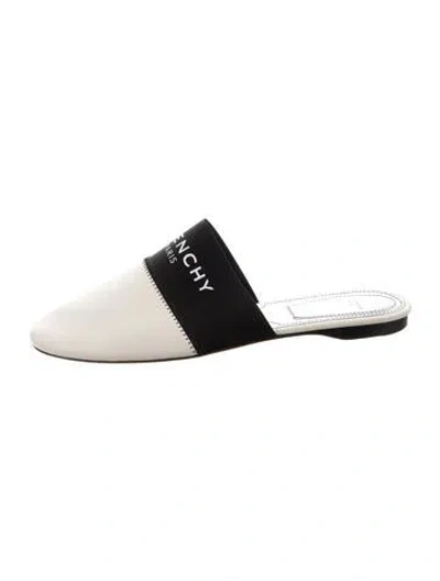 Pre-owned Givenchy Leather Graphic Print Mules In Black/white