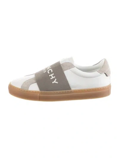 Pre-owned Givenchy Leather Graphic Print Sneakers W/ Tags In Silver