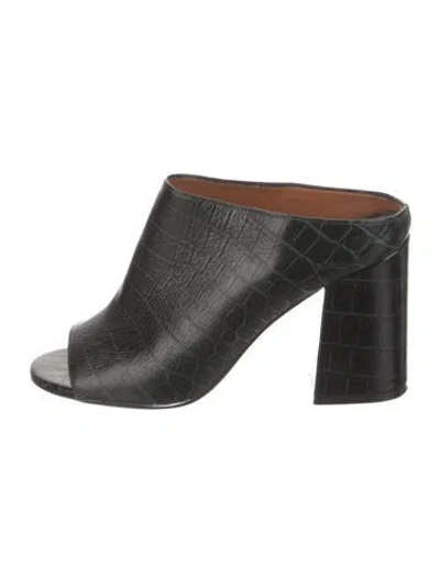 Pre-owned Givenchy Leather Mules In Black