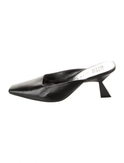 Pre-owned Givenchy Leather Mules In Black