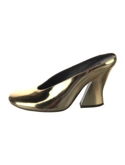 Pre-owned Givenchy Leather Mules In Gold