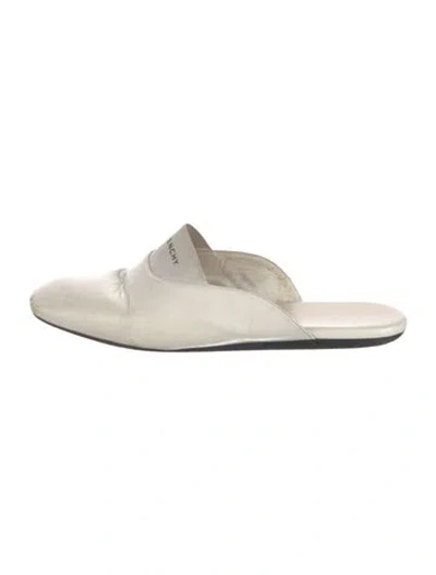 Pre-owned Givenchy Leather Mules In Neutrals/white
