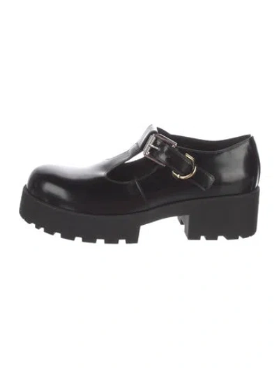 Pre-owned Givenchy Leather Oxfords In Black