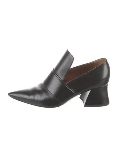 Pre-owned Givenchy Leather Pumps In Black