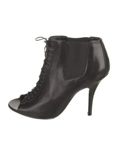 Pre-owned Givenchy Leather Pumps In Black