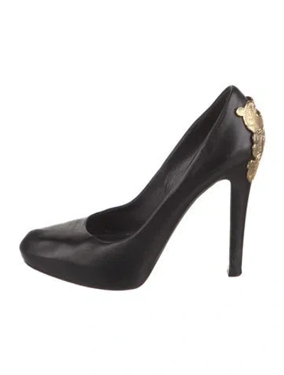 Pre-owned Givenchy Leather Pumps In Black
