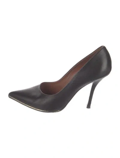 Pre-owned Givenchy Leather Pumps In Black
