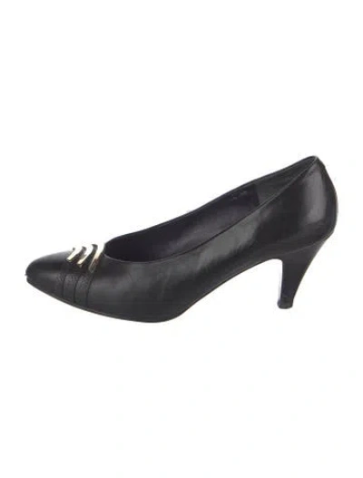 Pre-owned Givenchy Leather Pumps In Black