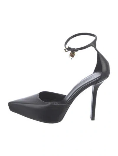 Pre-owned Givenchy Leather Pumps In Black