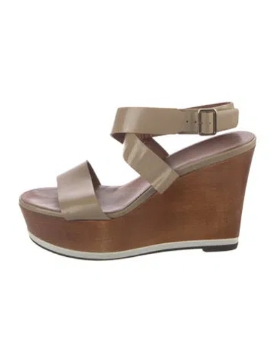 Pre-owned Givenchy Leather Sandals In Neutral