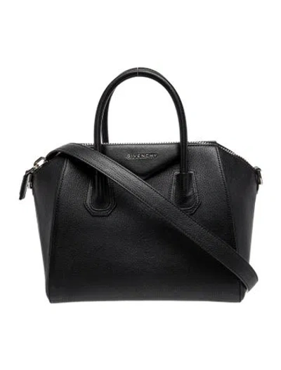 Pre-owned Givenchy Leather Shoulder Bag In Black