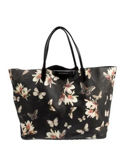 Pre-owned Givenchy Leather Shoulder Bag In Black