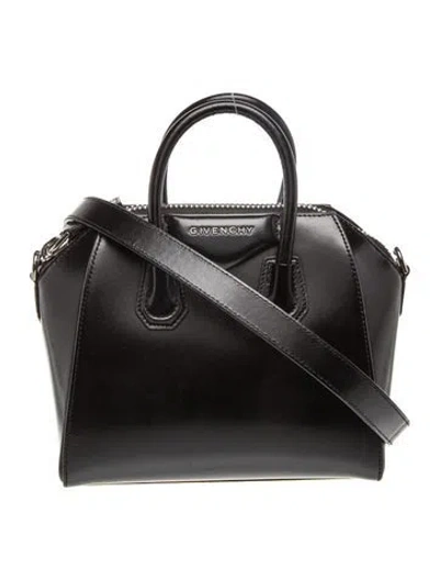 Pre-owned Givenchy Leather Shoulder Bag In Black