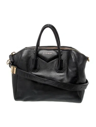 Pre-owned Givenchy Leather Shoulder Bag In Black