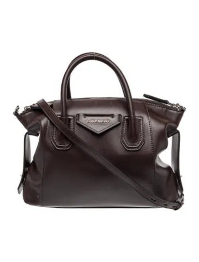 Pre-owned Givenchy Leather Shoulder Bag In Brown