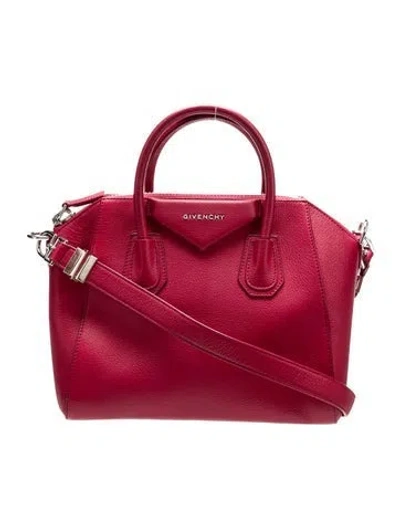 Pre-owned Givenchy Leather Shoulder Bag In Red