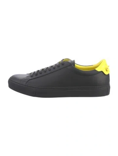 Pre-owned Givenchy Leather Sneakers In Black