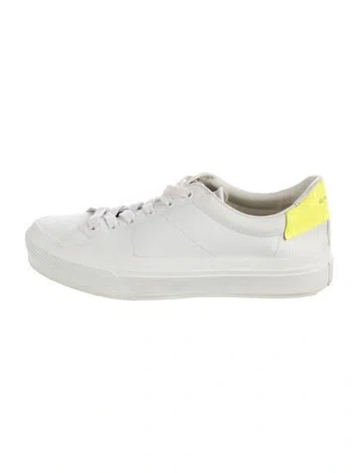 Pre-owned Givenchy Leather Sneakers In Pink/white
