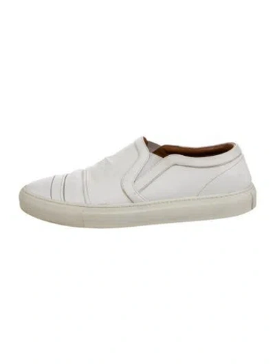Pre-owned Givenchy Leather Sneakers In White