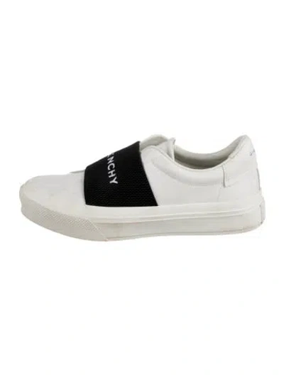 Pre-owned Givenchy Leather Sneakers In White