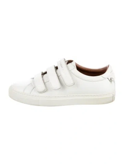 Pre-owned Givenchy Leather Sneakers In White