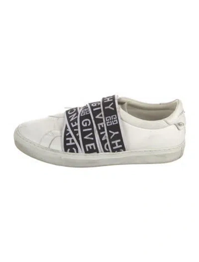 Pre-owned Givenchy Leather Sneakers In White