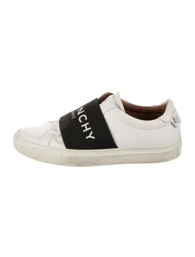 Pre-owned Givenchy Leather Sneakers In White