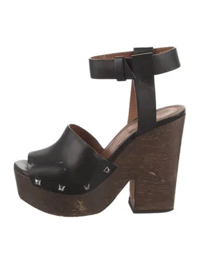 Pre-owned Givenchy Leather Studded Accents Pumps In Black