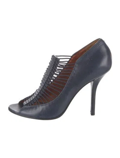 Pre-owned Givenchy Leather T-strap Pumps In Blue